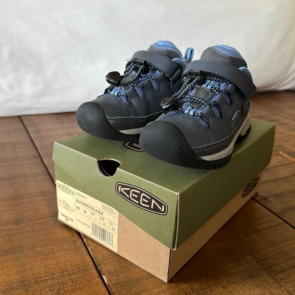 Keen Targhee Waterproof Hiking Shoes